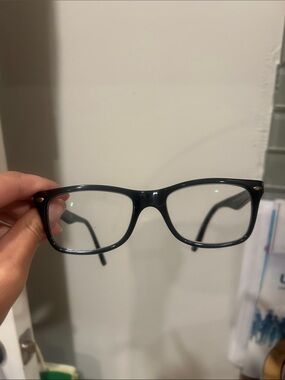 Classic women's ray ban glasses